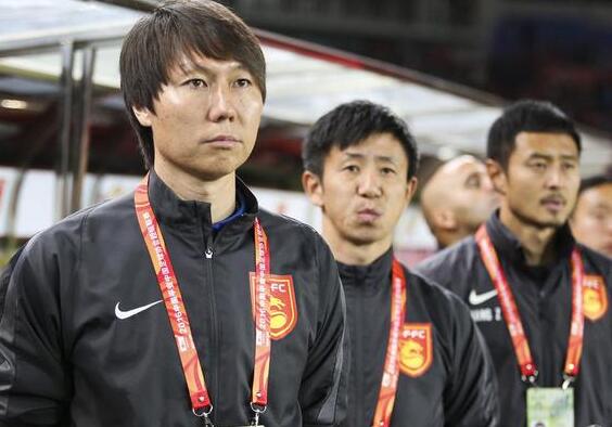面对激进桌